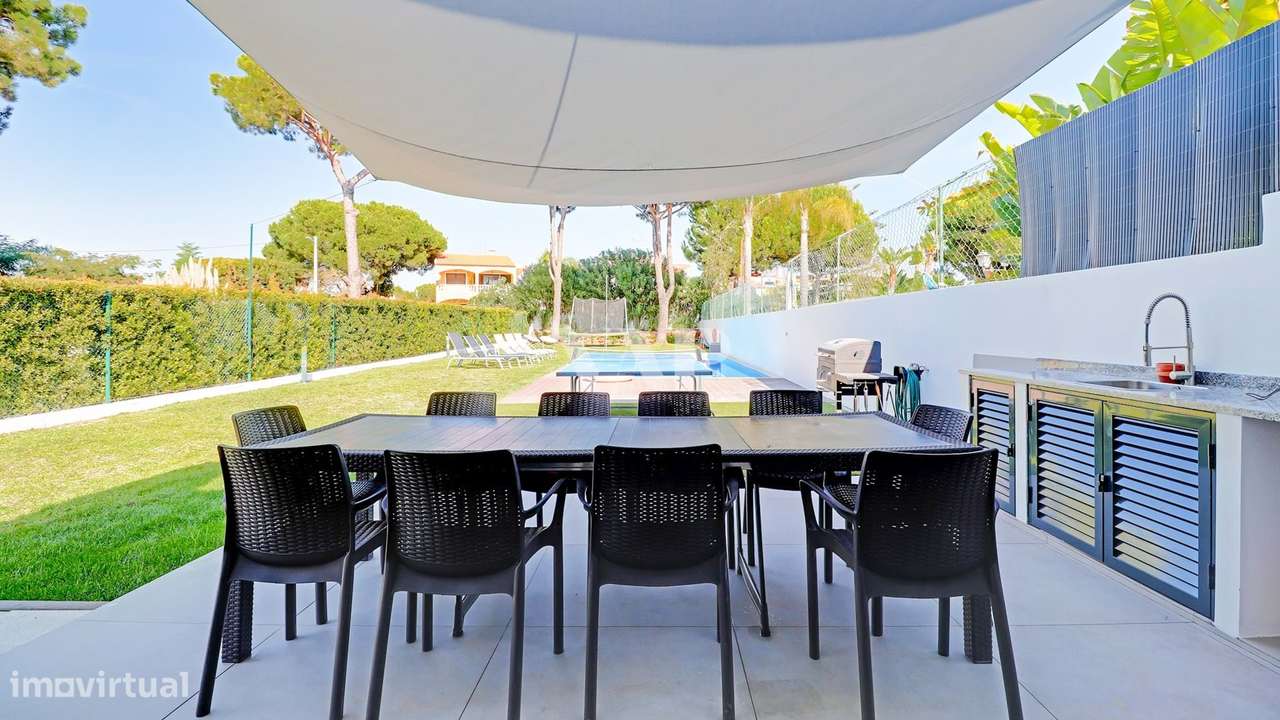 Moradia 4 Quartos com Piscina, Vilamoura - Grande imagem: 3/31