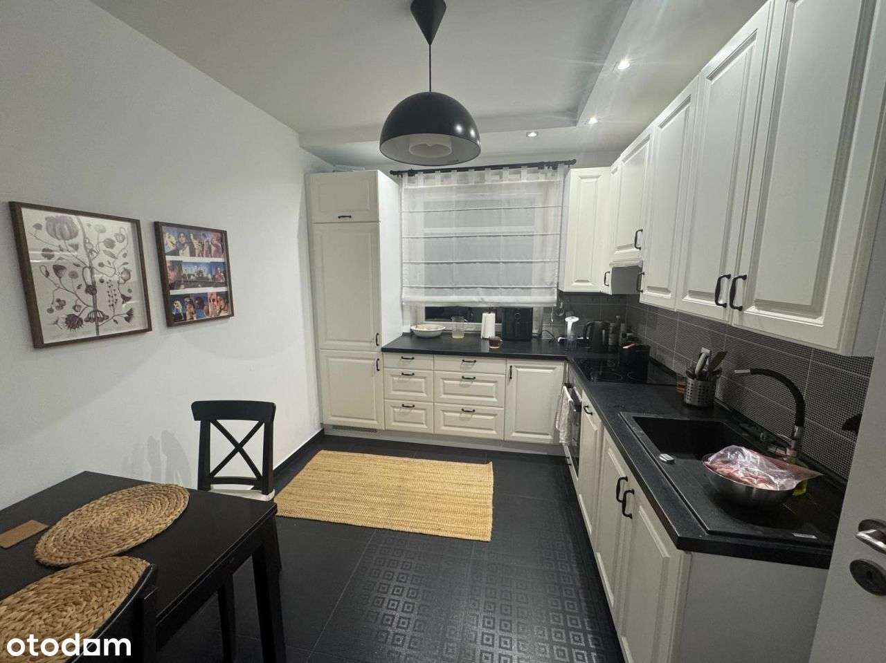 Sprzedam ładnie urządzone mieszkanie w Gdyni.-0