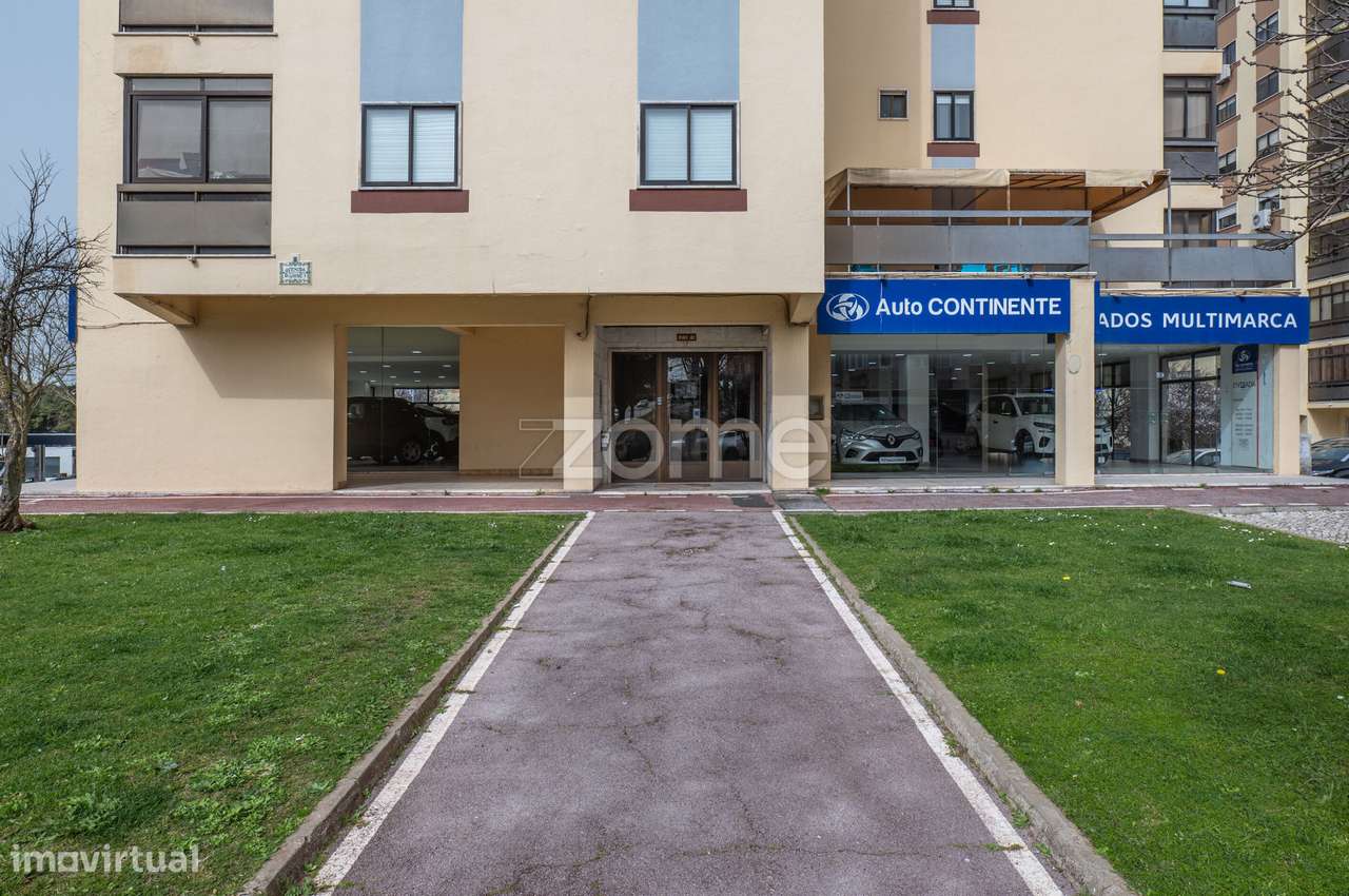 Apartamento T2 remodelado à venda, Venteira-5