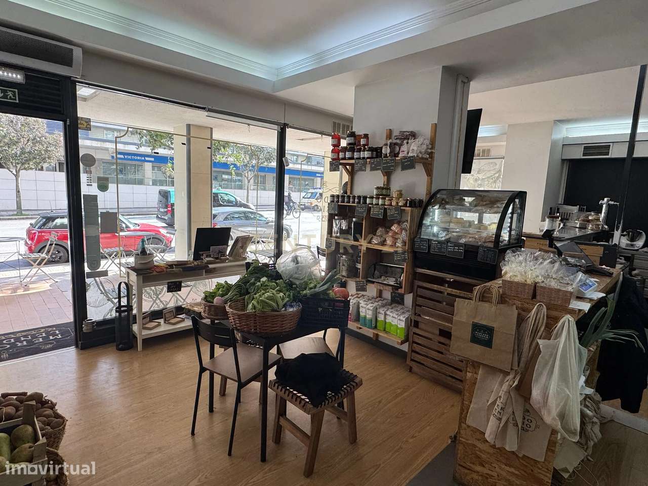 Mercearia Gourmet para trespasse junto ao Palácio de Cristal-10