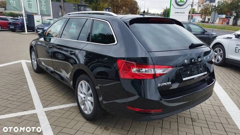 Skoda Superb 2.0 TSI Style DSG - 6