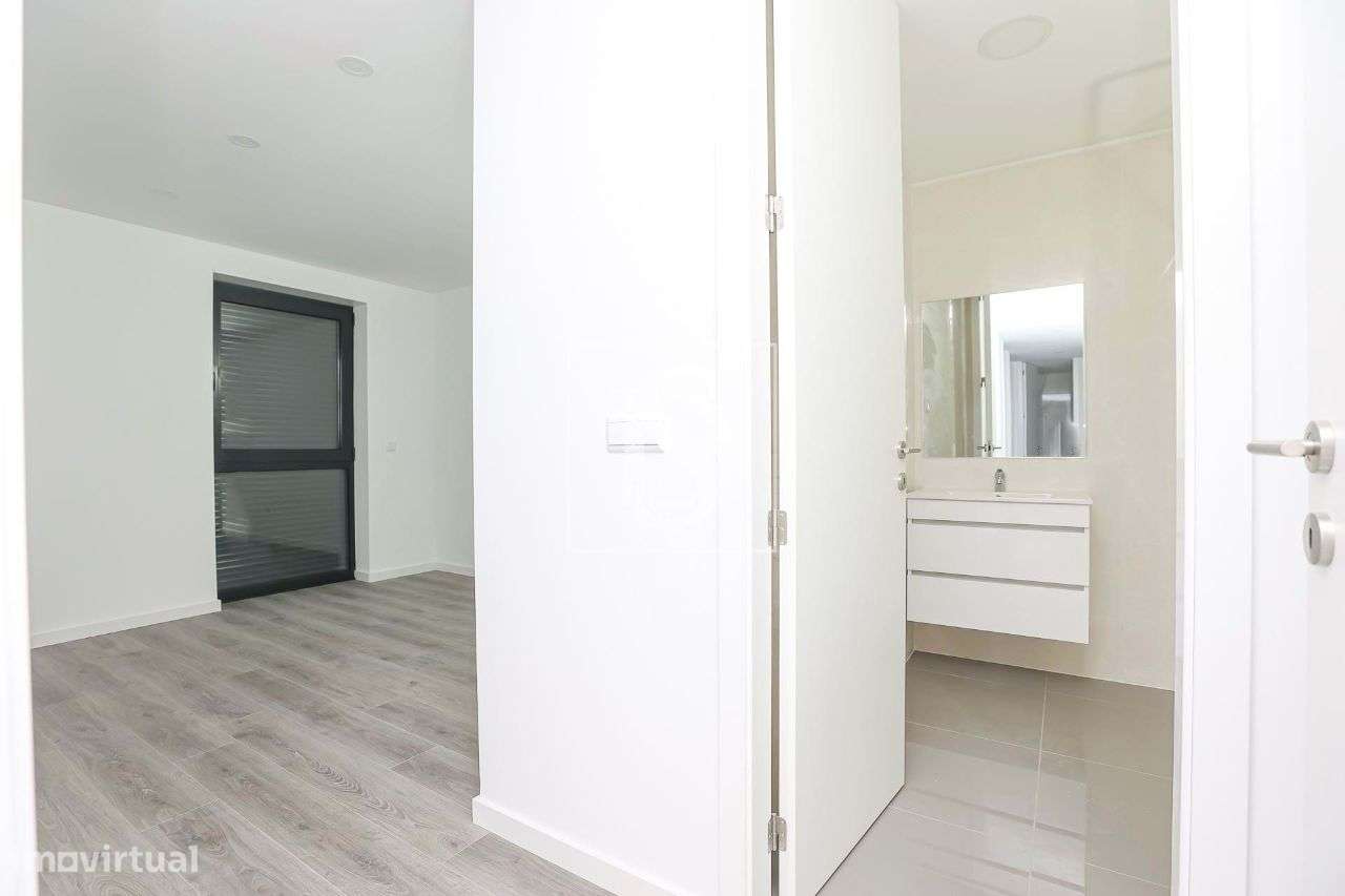 T3 c/ NOVO c/ 115 m² + Lugar de Garagem | Junto ao IPCA-7