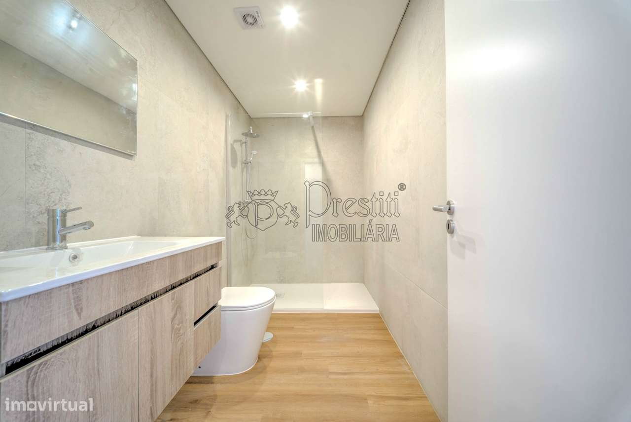 Apartamento T3 Remodelado na Cidade-14