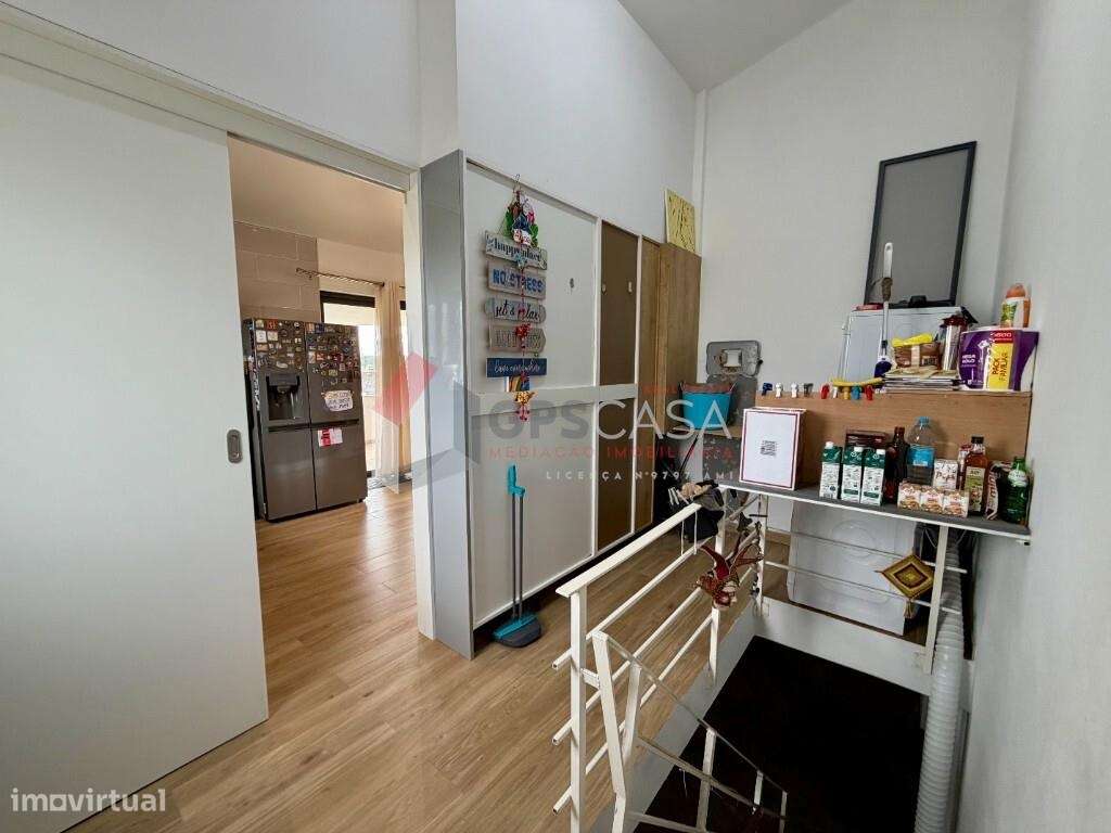 Moradia T3 de arquitetura moderna com excelentes áreas!-26