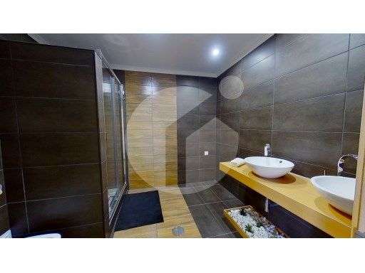 Moradia T4 com piscina - Olhão-34