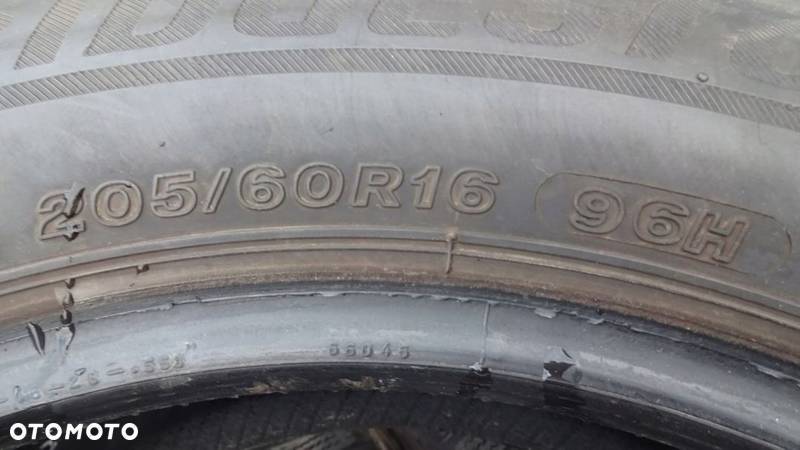 Opony zimowe 205/60R16 Bridgestone 96H - 8