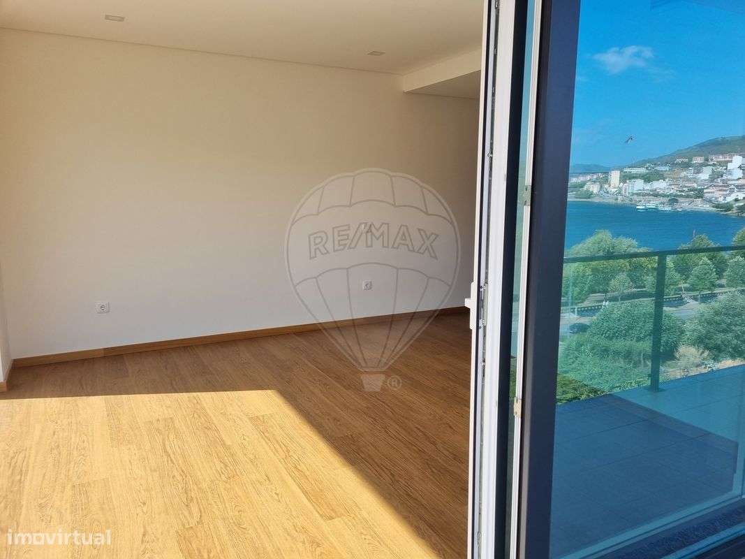 Apartamento T4 para venda-24