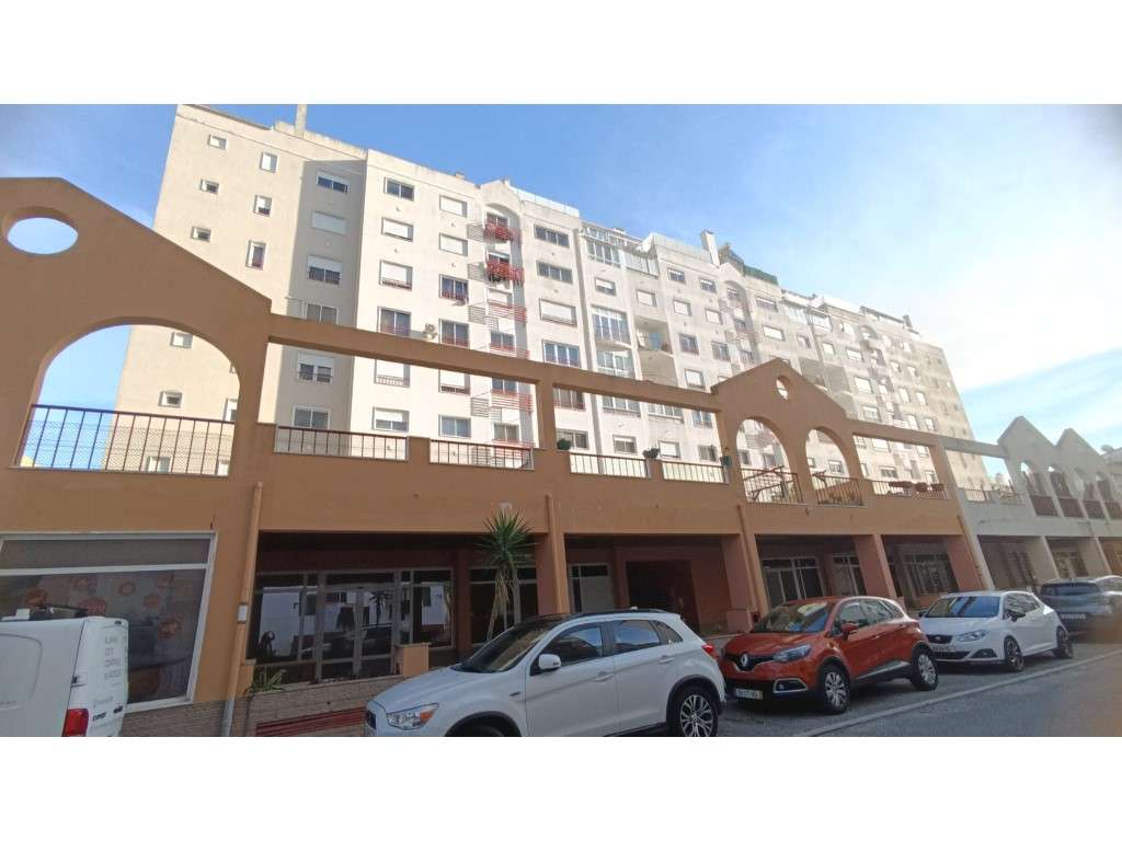 Magnifico Apartamento T0+1 - Monte Abraão - Queluz - Remodelado-10