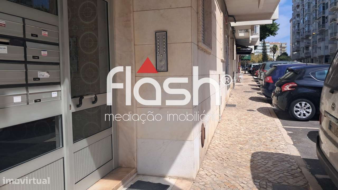 T2 Remodelado com elevador e arrecadação na Figueirinha-Oeiras-28