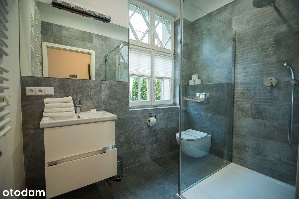 Dwa budynki przy plaży i promenadzie!-9