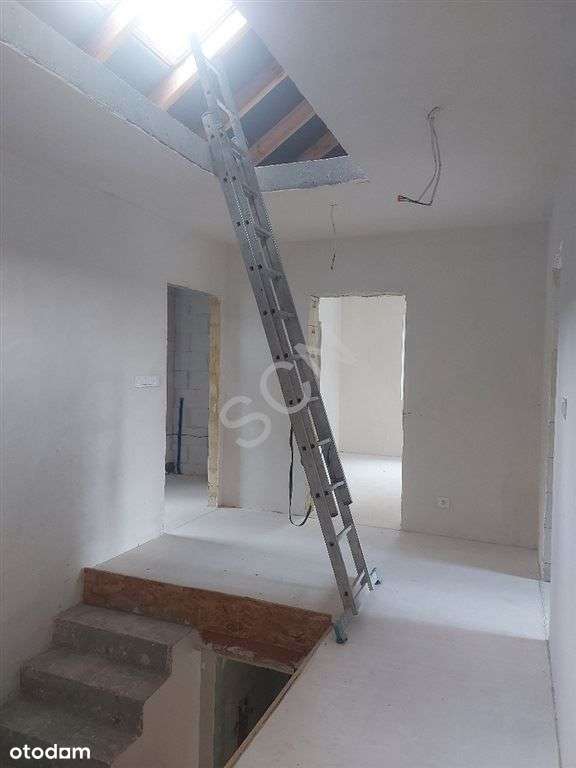 Duży dom na sprzedaż-8