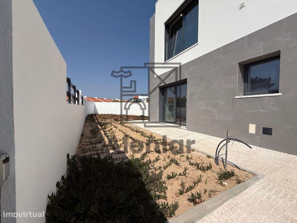 NOVA Moradia V4 a 800 metros da praia NOVA-13