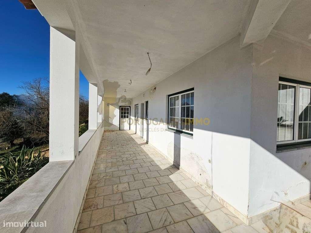 Vende-se: Moradia Familiar Espaçosa e Versátil na Madalena, Tomar.-17