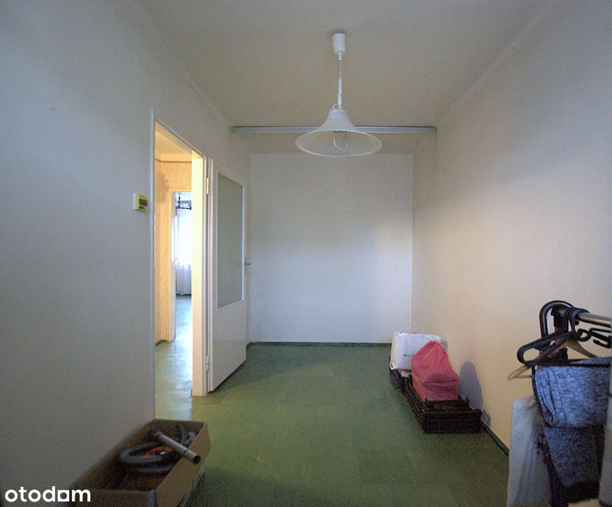 2 pokoje, 3 piętro, dwustronne, osobna kuchnia, ul. Lecha-13