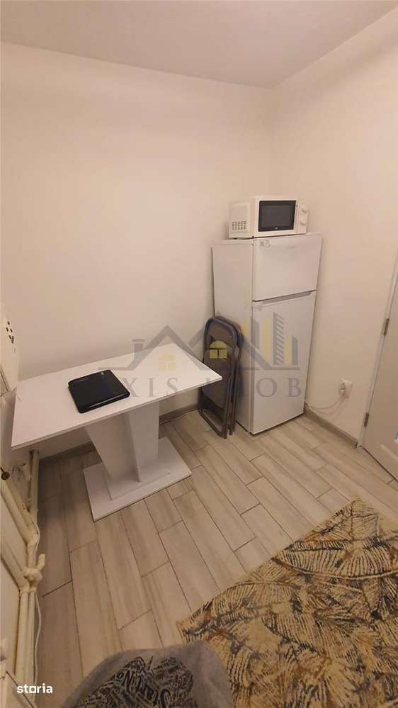Apartament 2 camere decomandat Zona Episcopie - Imagine principală: 5/9