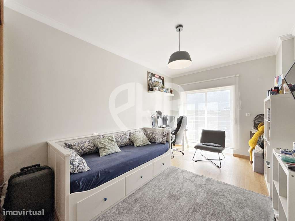 Apartamento T3 / C/Parqueamento // Santa Marta Corroios-29