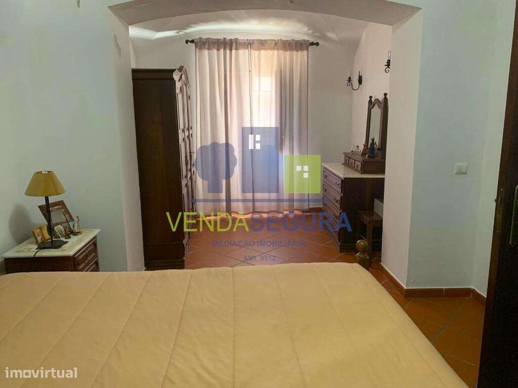 Moradia T3 com quintal, terraço e garagem | Pias-8