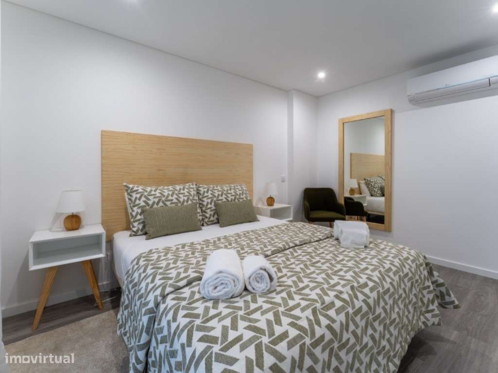 Apartamento com vista mar, piscina e estacionamento na Nazaré-15