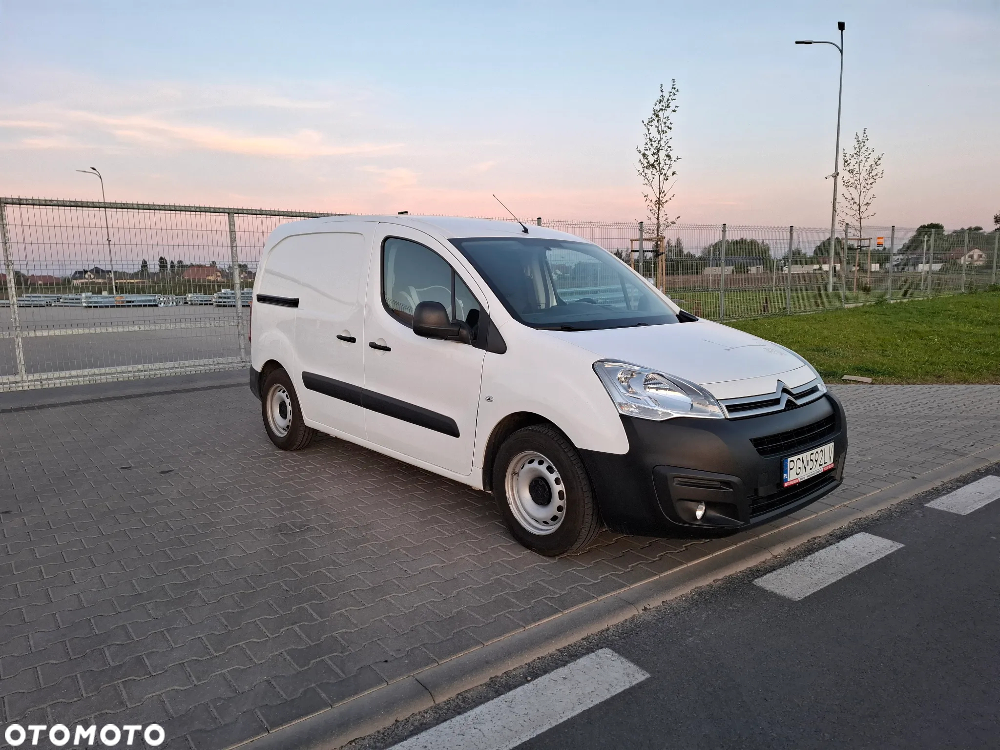 Citroën BERLINGO - 3