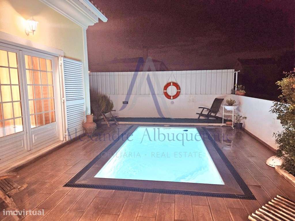 Moradia Isolada T3 com Piscina e Garagem em Azeitão-5