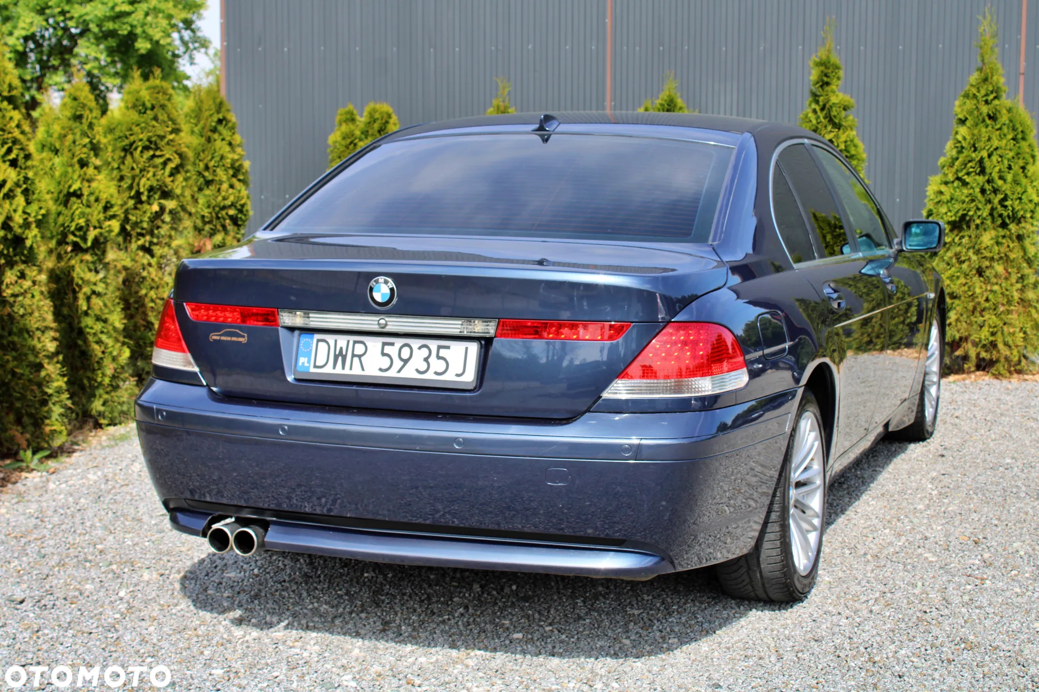 BMW Seria 7 745i L - 17