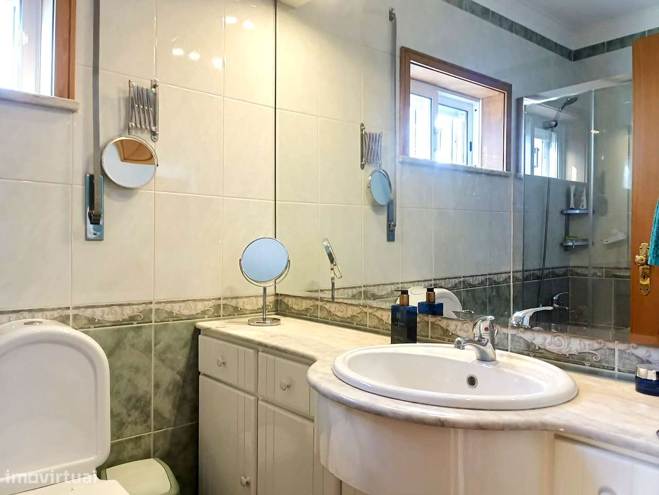 Moradia T3 com Suite, Garagem e Salão de Convívio em Alfena, Valongo-27