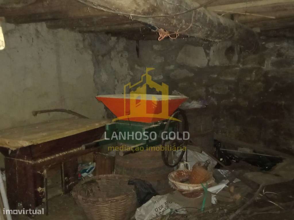 Moradia para Restauro - Grande imagem: 4/18