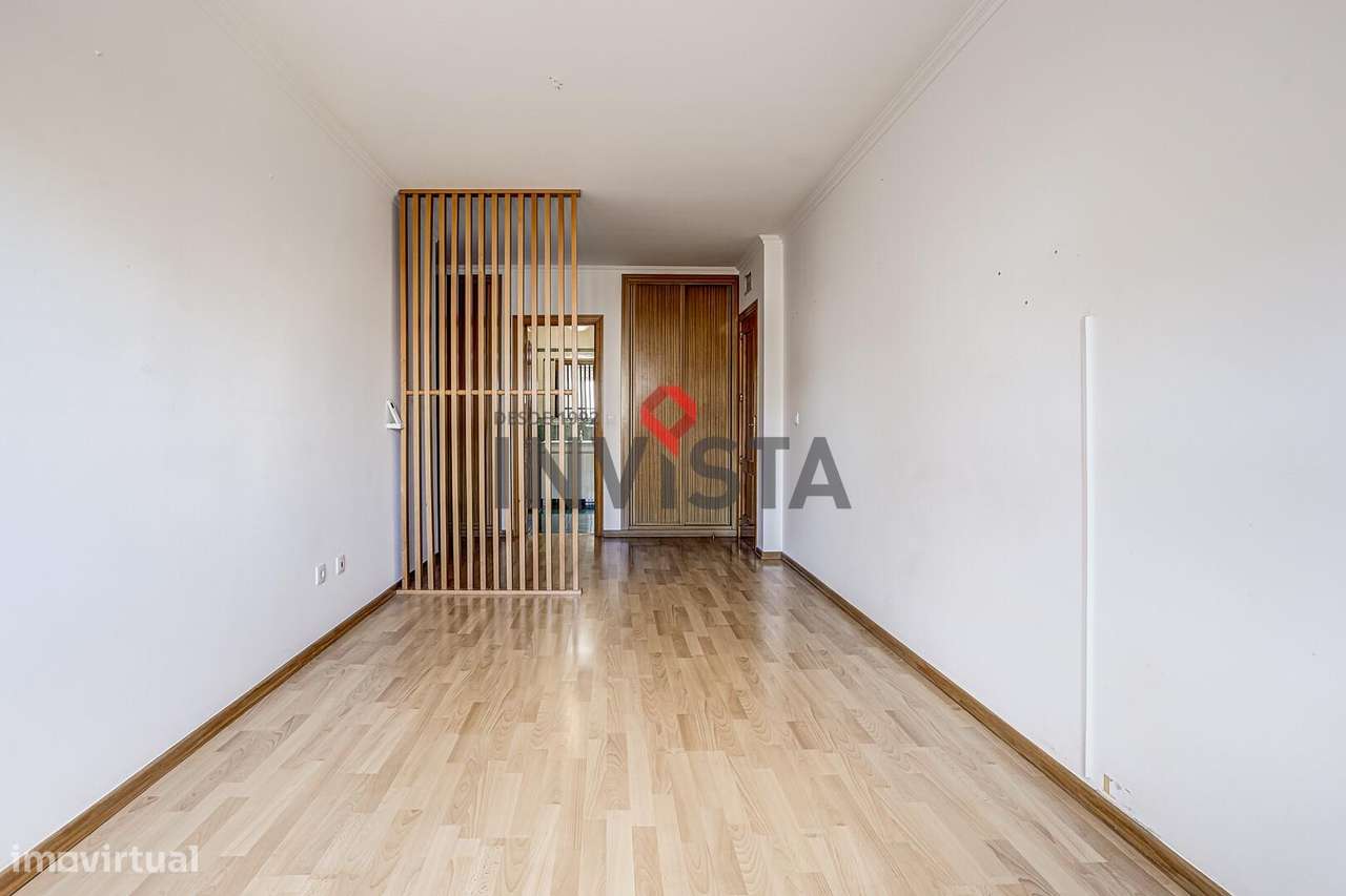 Apartamento T3 com parqueamento-15