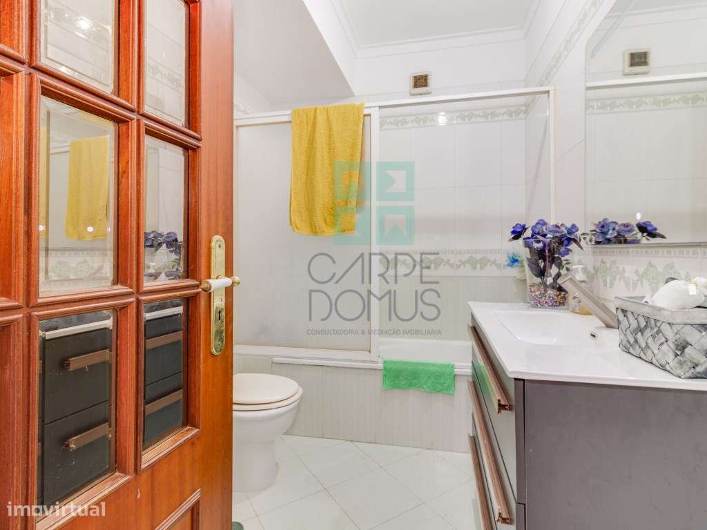 Apartamento T2 em Santa Iria da Azóia-7