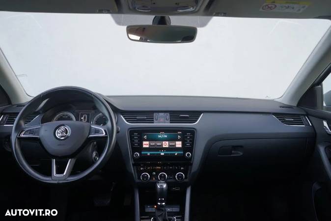 Skoda Octavia Combi Diesel 2.0 TDI DSG Style - 16