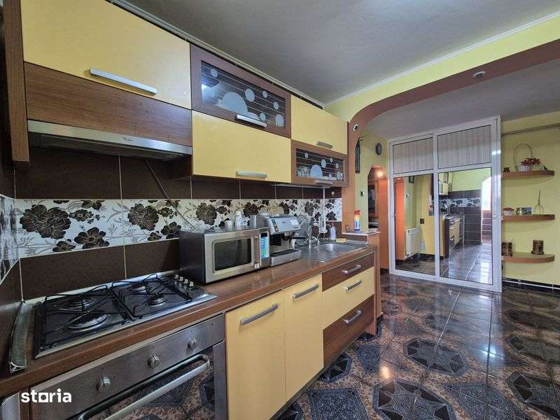 Apartament 2 camere, Rovinari, strada 22 Decembrie 1989-4