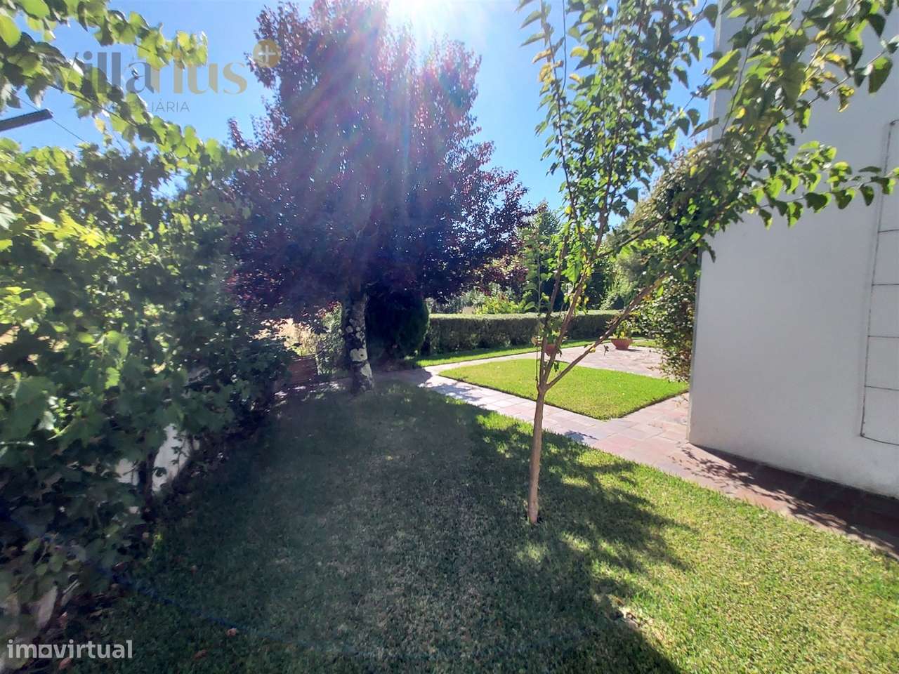 Moradia T4 senhorial c/ terreno entre Tomar e Fátima-15