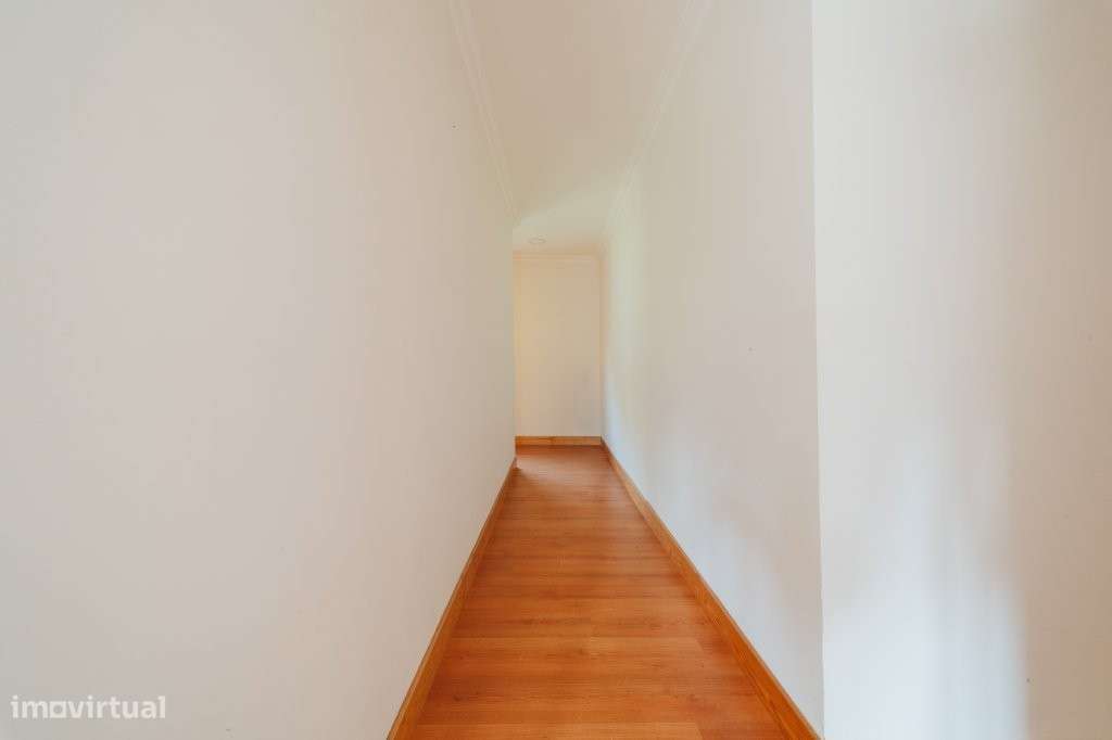 Moradia T7 isolada, com 5 suítes e vistas deslumbrantes-30