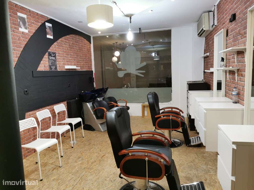 Loja para venda/arrenda, no Lumiar - Grande imagem: 2/7