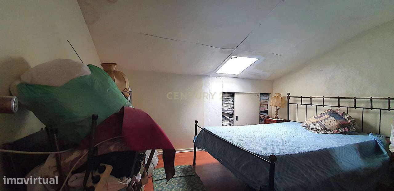 Apartamento T1 I Sótão 152 m2 I Centro da Cidade Coimbra-16