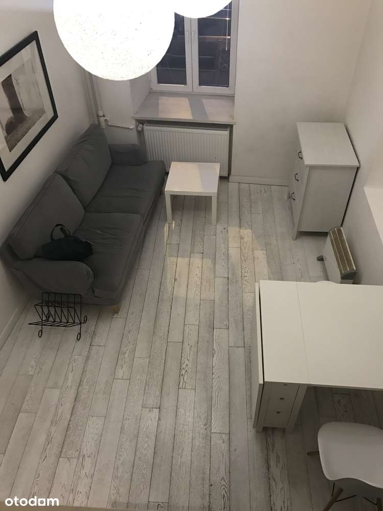 Kawalerka z antresolą przy Hali Koszyki-1