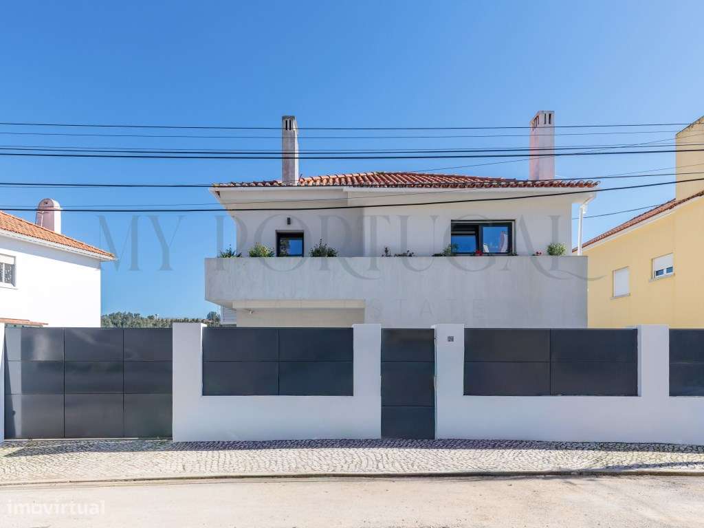 Uma Moradia com Vistas Deslumbrantes de Mar e Vale - Grande imagem: 2/55