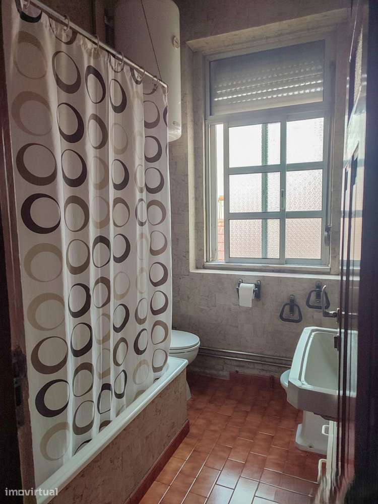 Prédio  em Campanhã com Elevada Rentabilidade-7