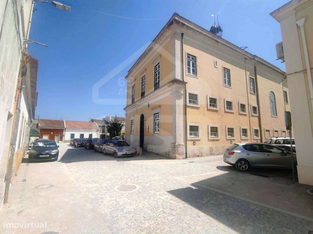 Parqueamento no centro de Benavente - Grande imagem: 3/8