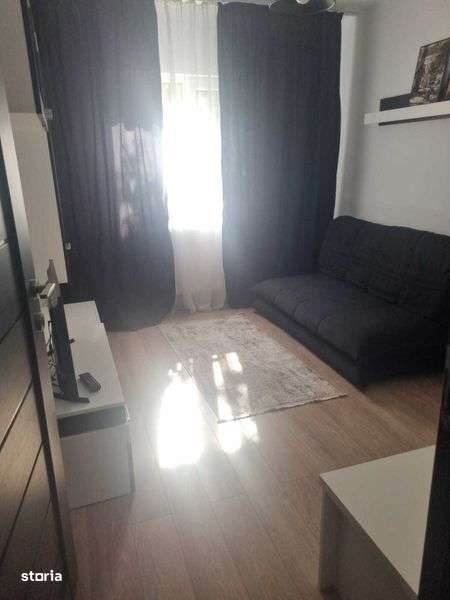 Inchiriez apartament 3 camere central - Imagine principală: 4/8