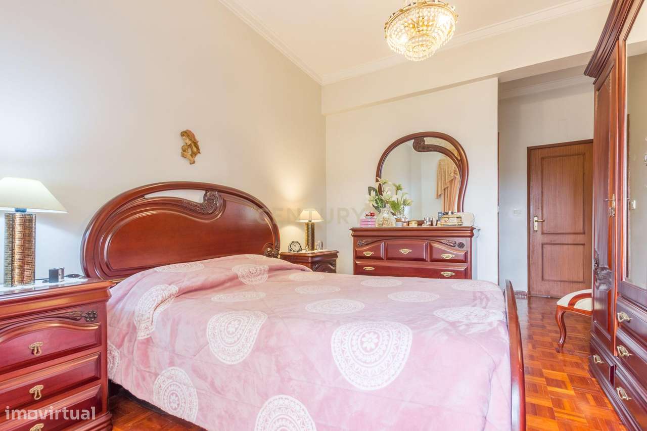 Excelente Apartamento T3 em Alto Seixalinho, Barreiro-13