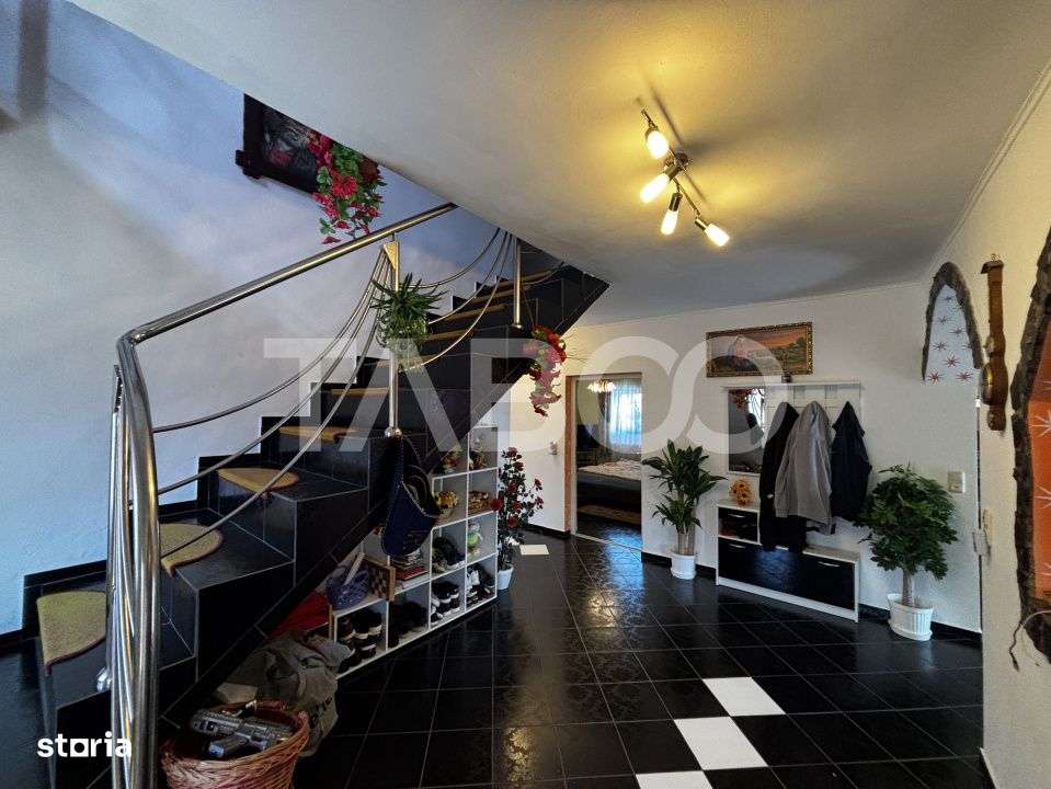 Casa individuala de vanzare prima afisare cu 950mp teren Saliste - Imagine principală: 3/19