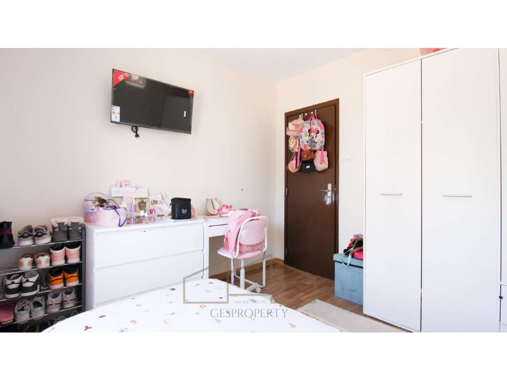 Apartamento T3 no Laranjeiro-11