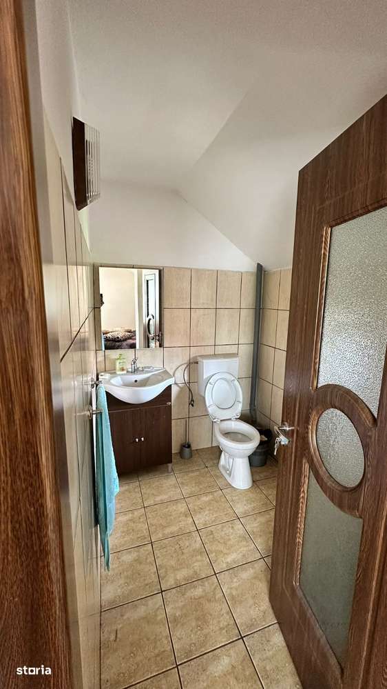 De vanzare – Casa spatioasa in Gura Raului, Sibiu - Imagine principală: 3/20