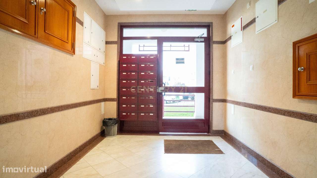 T2 Arrendamento com lugar de garagem em Odivelas - Grande imagem: 4/60