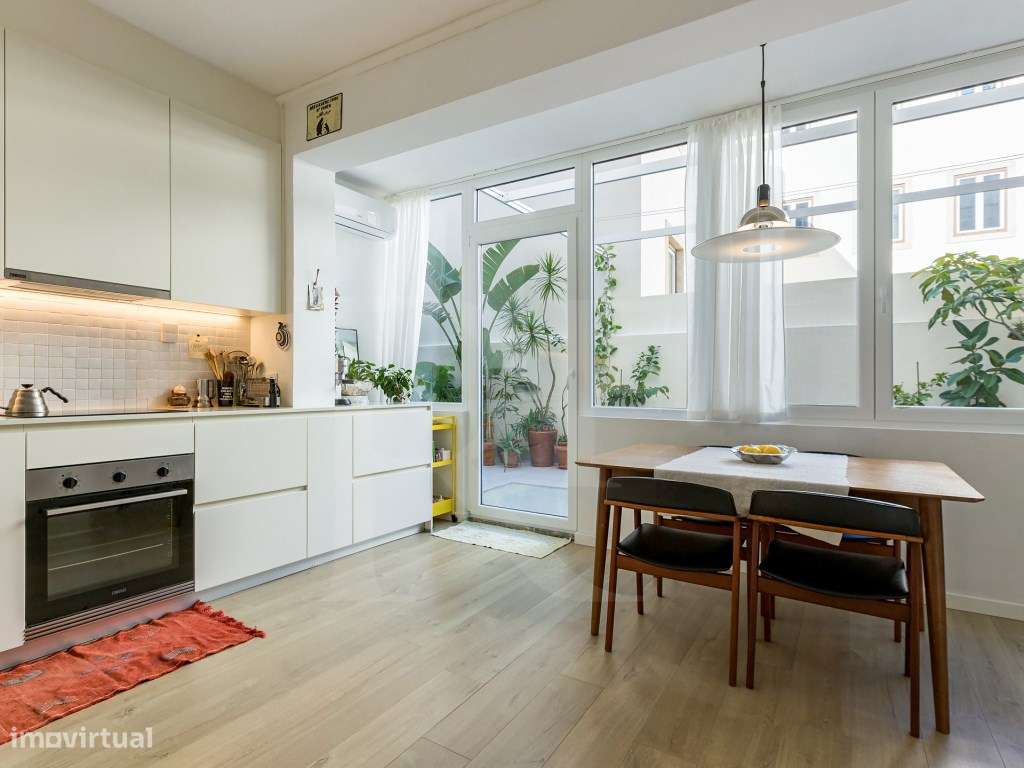 Apartamento T3 em Paço da Rainha / Campo Mártires da Pátria - Grande imagem: 2/21