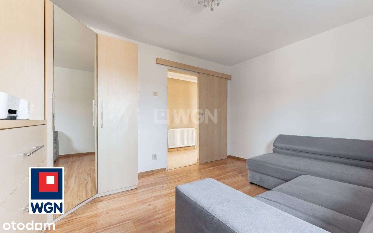 Funkcjonalny dom w Gościcinie - 4 pokoje, 2 łazien-10