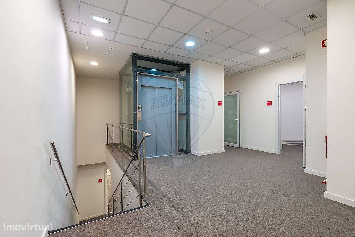 Loja  para arrendamento - Grande imagem: 5/12