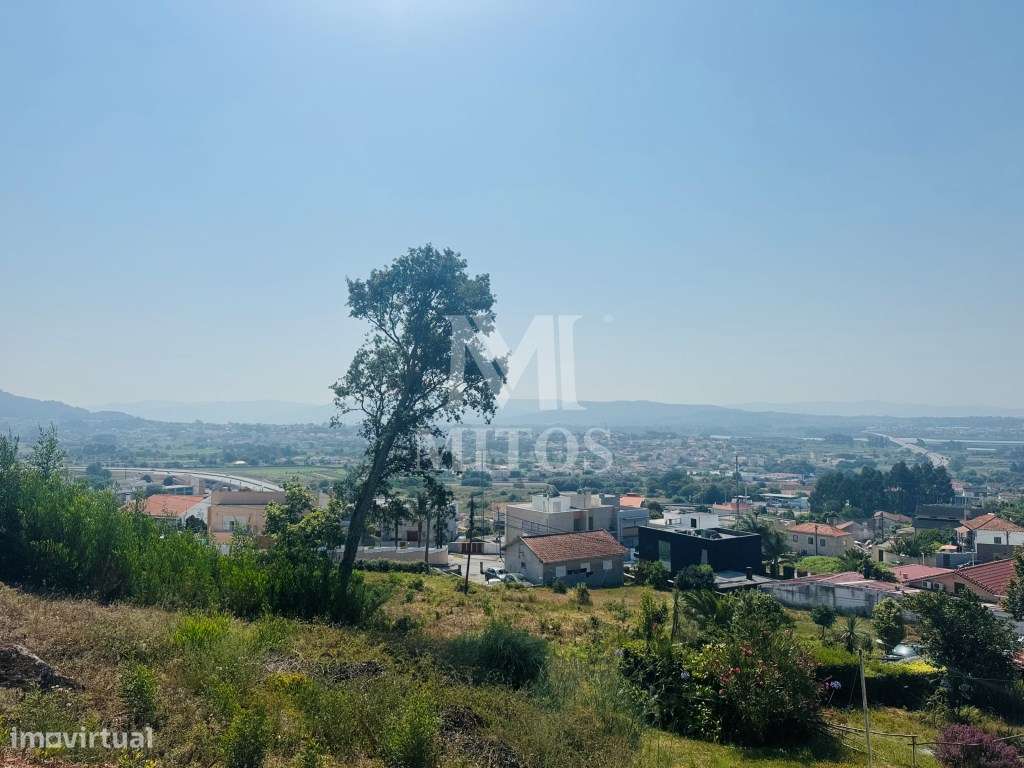 Terreno com vistas fabulosas para venda na Meadela - Viana do Castelo - Grande imagem: 2/12