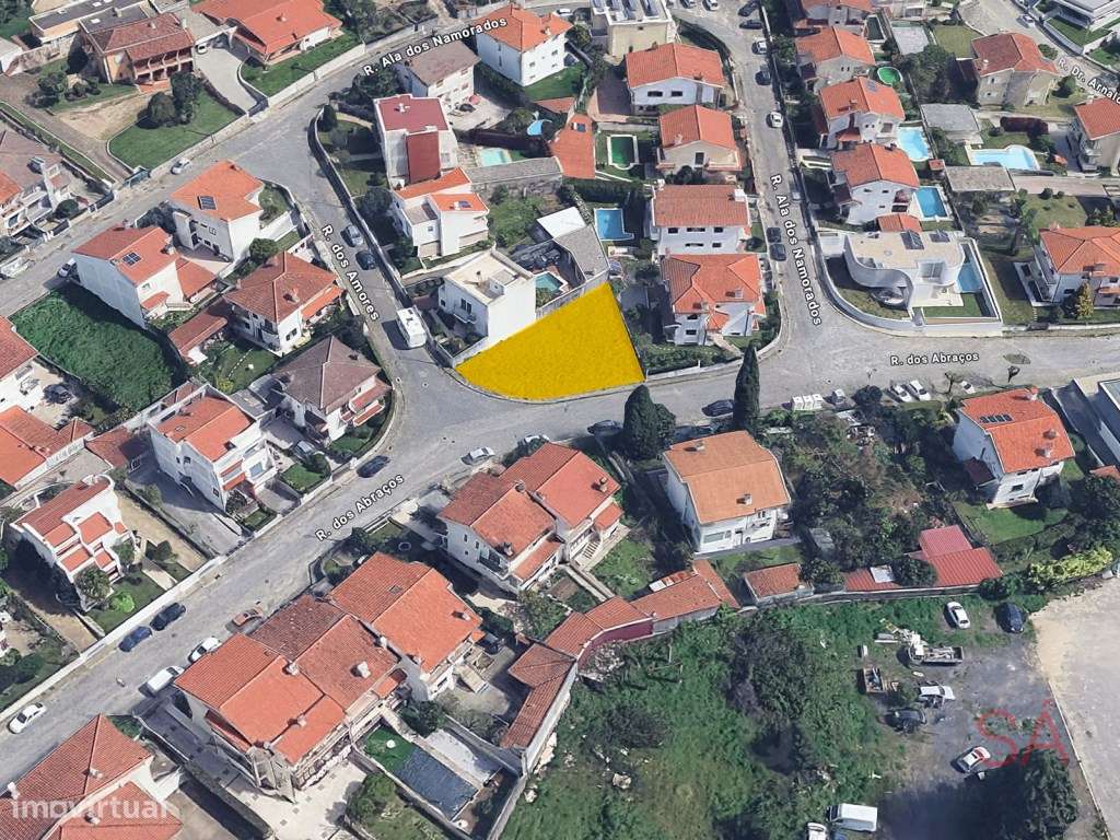 Lote de gaveto para construção de moradia em Nogueira em Braga - Grande imagem: 2/28